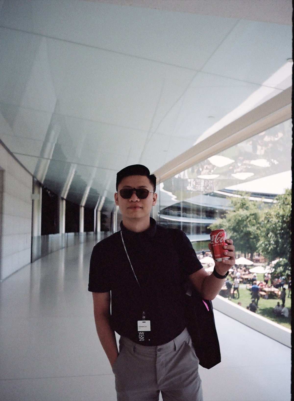 Vincent Liu 在 WWDC 25 期间的彩色照片